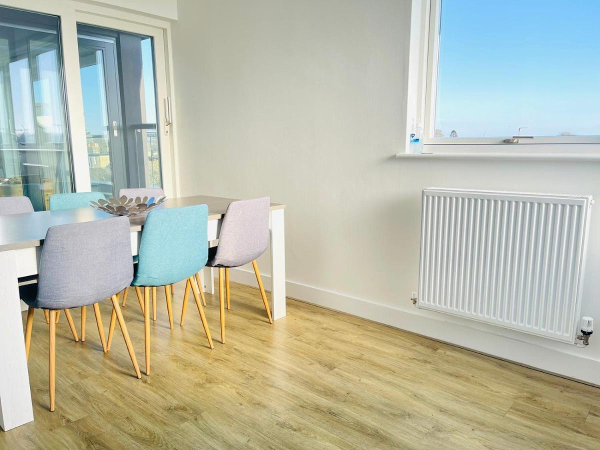 City Centre, Sleeps 7, Stunning Views & Parking, Interconnected Rooms Long Stay Work Contractor Leisure, Diamond Penthouse CBG Exterior foto