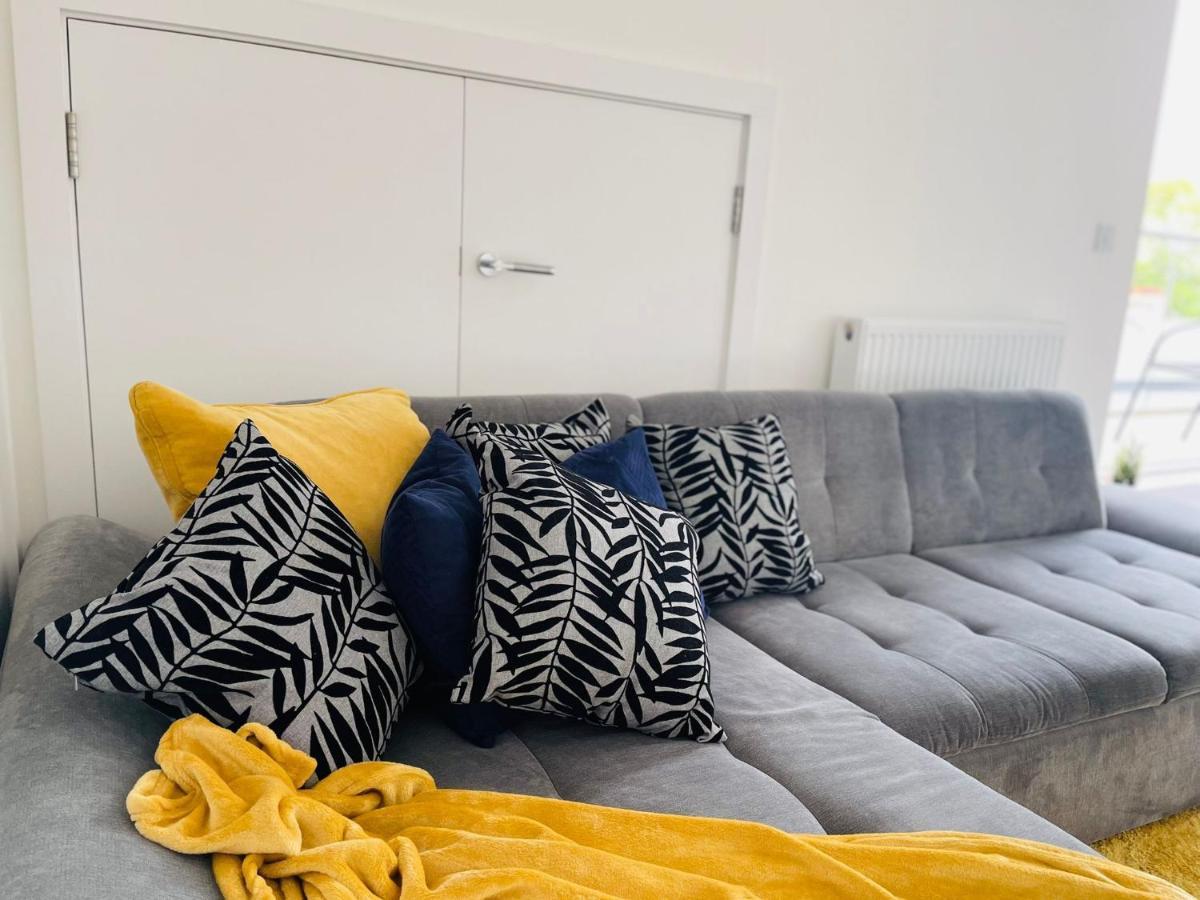 City Centre, Sleeps 7, Stunning Views & Parking, Interconnected Rooms Long Stay Work Contractor Leisure, Diamond Penthouse CBG Exterior foto