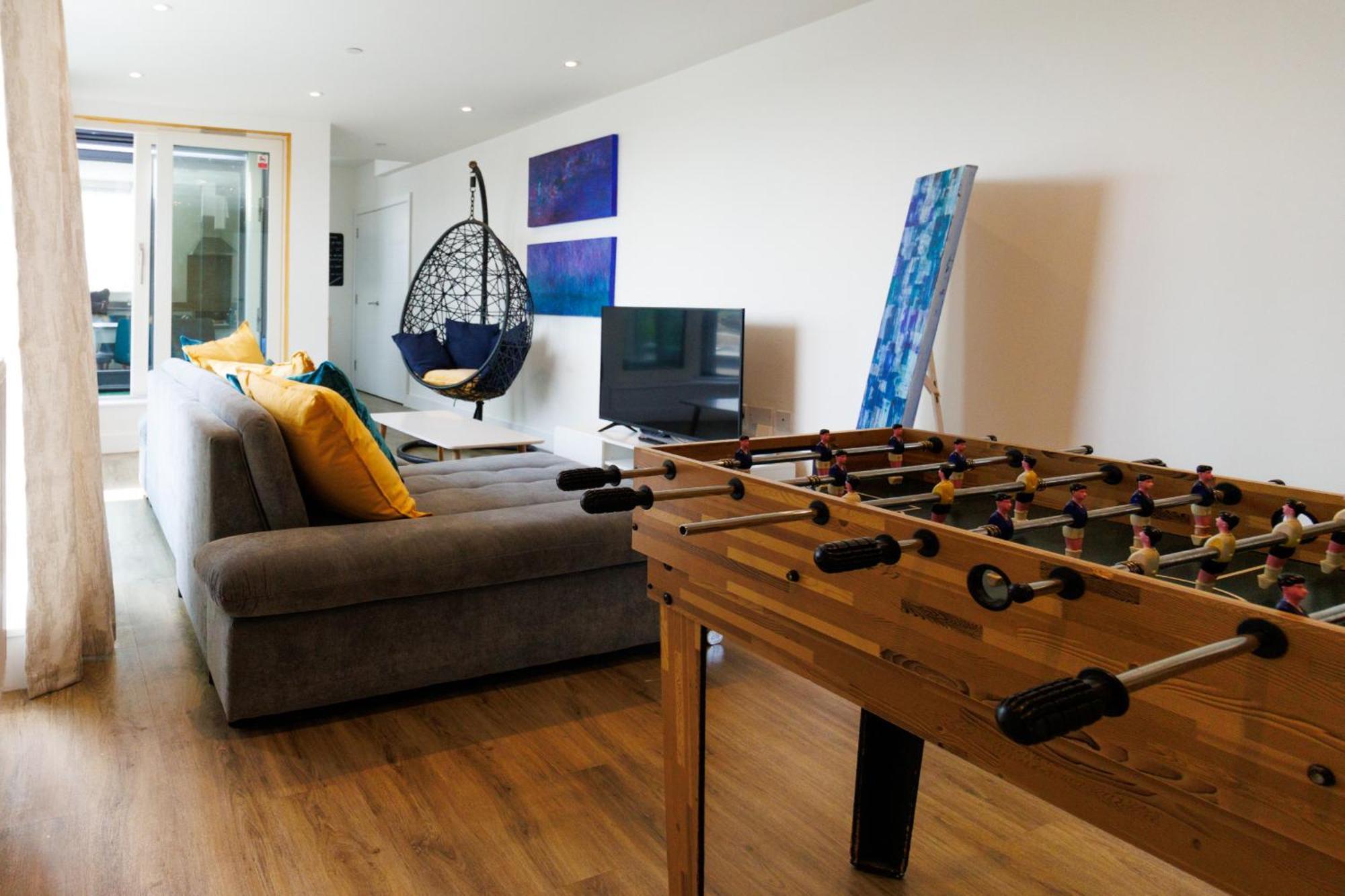 City Centre, Sleeps 7, Stunning Views & Parking, Interconnected Rooms Long Stay Work Contractor Leisure, Diamond Penthouse CBG Exterior foto